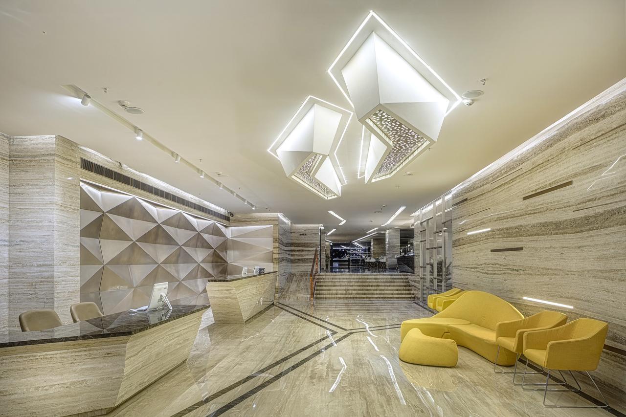 Attide Hotel Бангалор Экстерьер фото